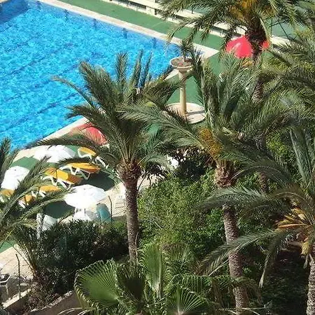 Hotel Albahia 3*