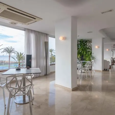 Ξενοδοχείο Albahia 3*